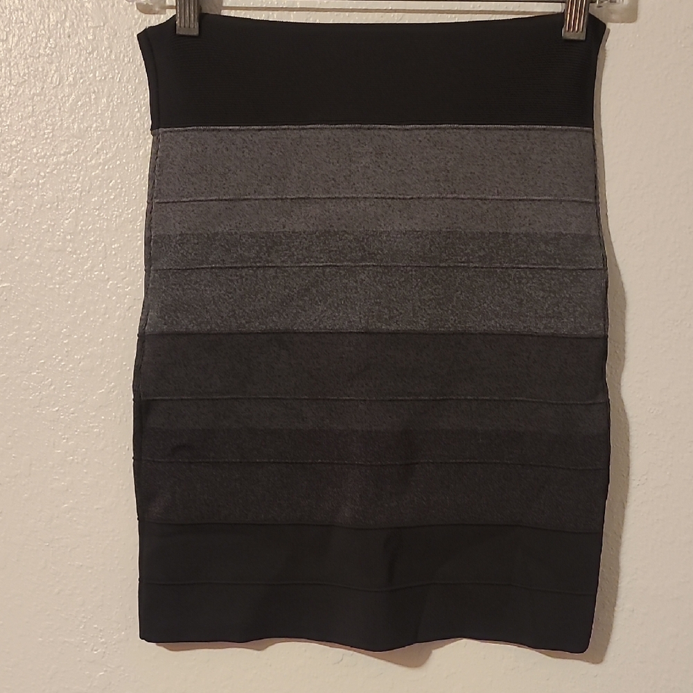 BCBGMaxAzria Black and Gray Pencil Skirt